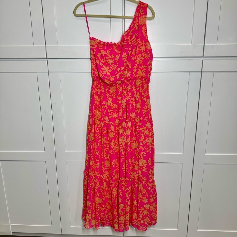 NWOT Taylor pink floral one shoulder tiered maxi dress. Size 12